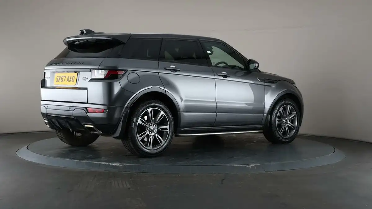 2017-land-rover-range-rover-evoque-20td4-landmark-auto-big-6
