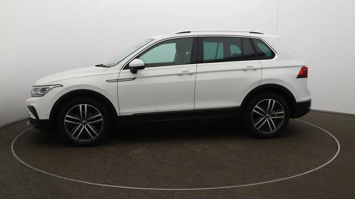2021-volkswagen-tiguan-15-tsi-elegance-big-4