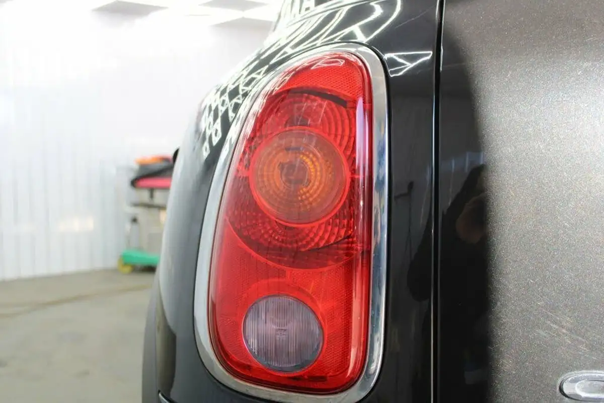 2013-mini-countryman-16-cooper-pepper-big-17