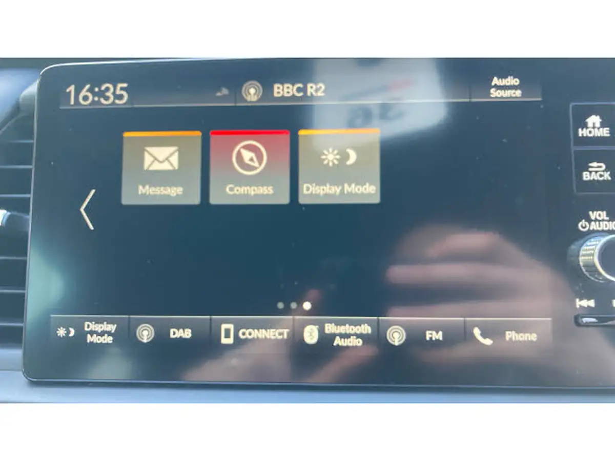 2022-honda-jazz-15-i-mmd-sr-109ps-big-24