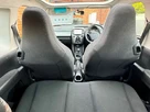 2015-citroen-c1-10-vti-airscape-feel-3d-small-16