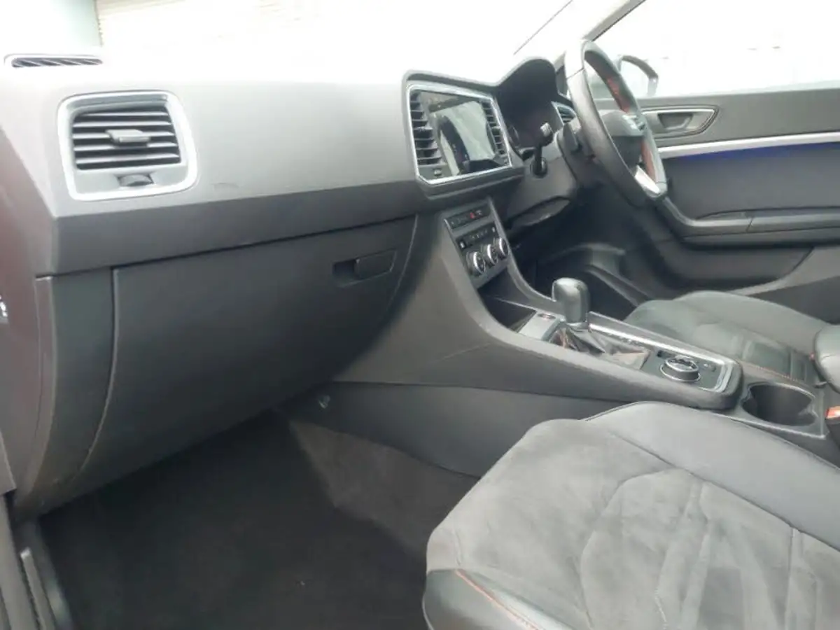 2021-seat-ateca-big-4