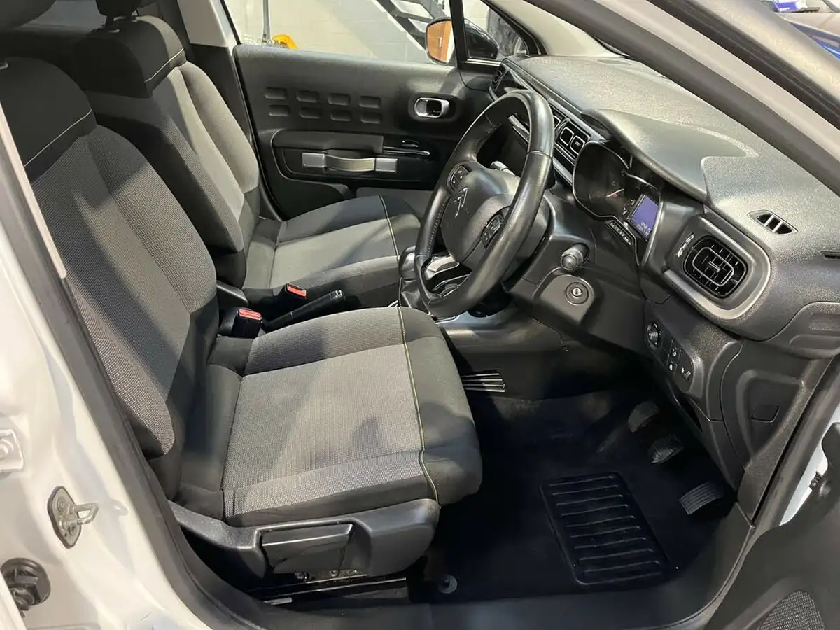 2018-citroen-c3-12-puretech-flair-82ps-big-14