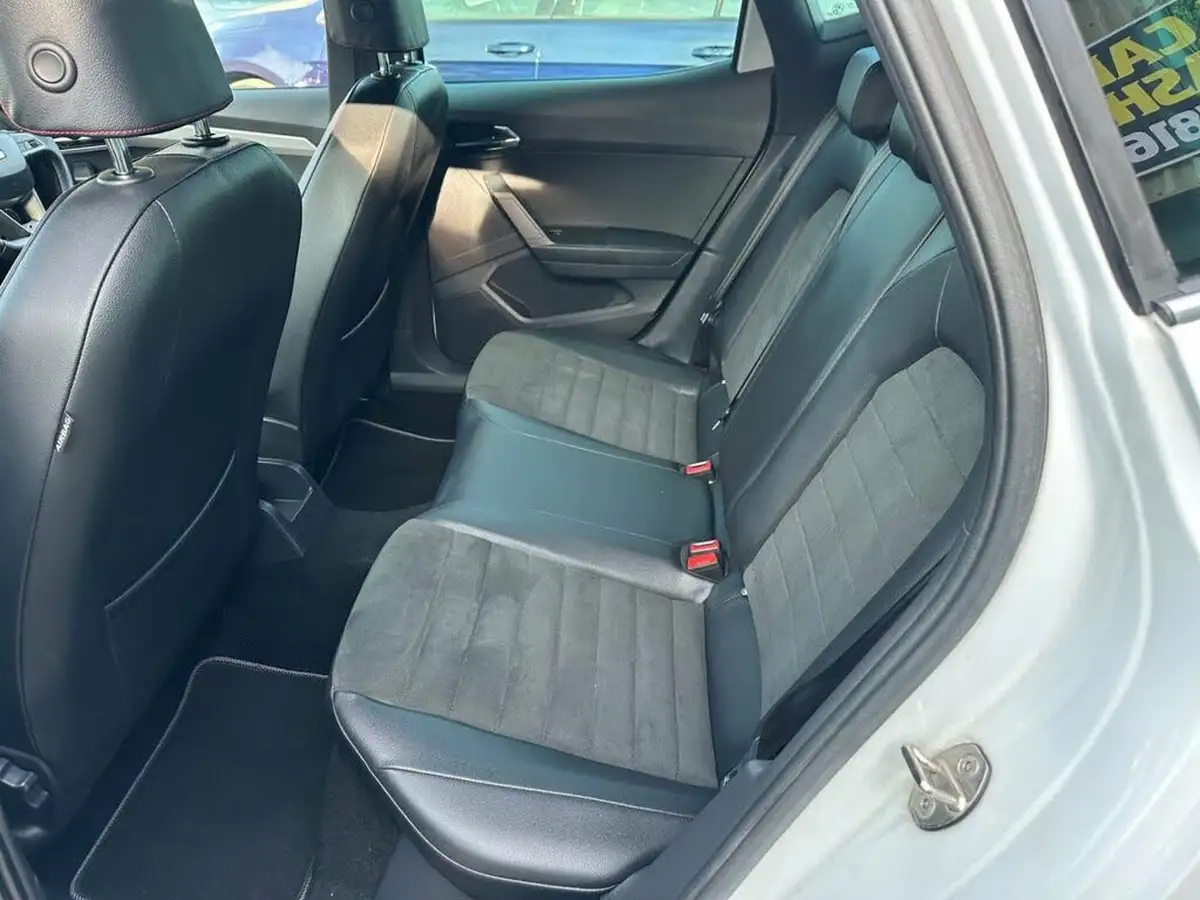 2020-seat-arona-15-tsi-evo-fr-sport-big-8