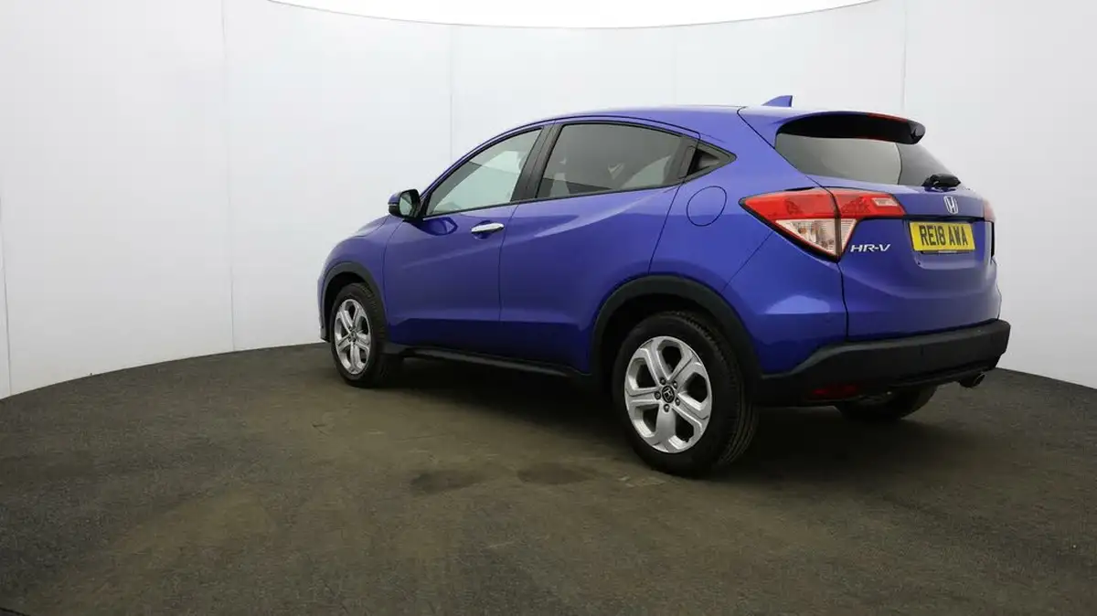 2018-honda-hr-v-15-i-vtec-se-big-46