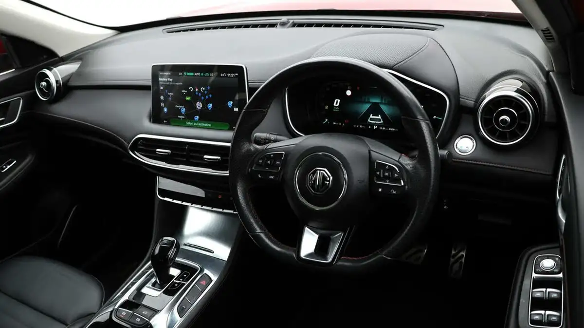2022-mg-hs-15t-gdi-exclusive-258ps-plug-in-hybrid-auto-big-9