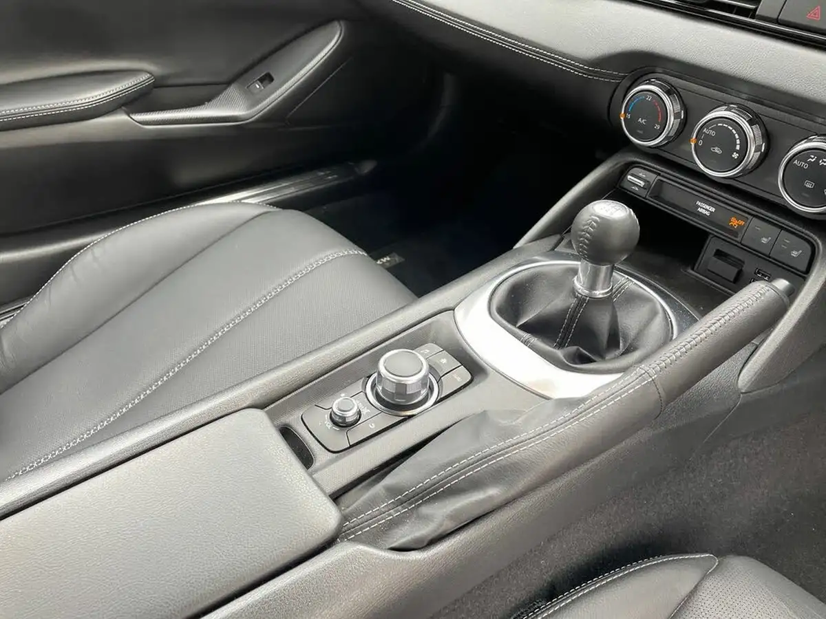 2023-mazda-mx-5-15-exclusive-line-rf-big-18