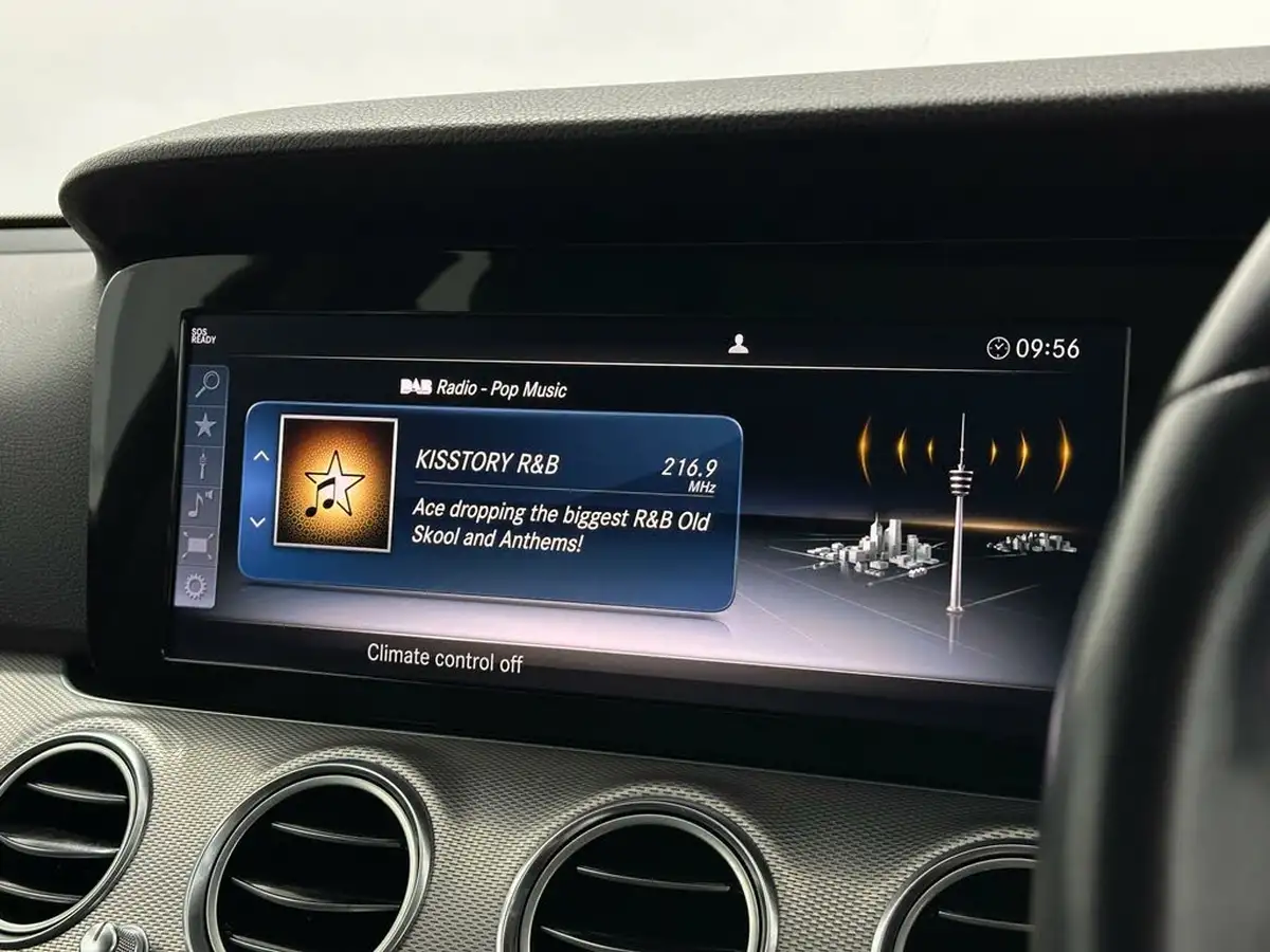 2018-mercedes-benz-e-class-20d-e220d-se-ss-saloon-4d-big-24