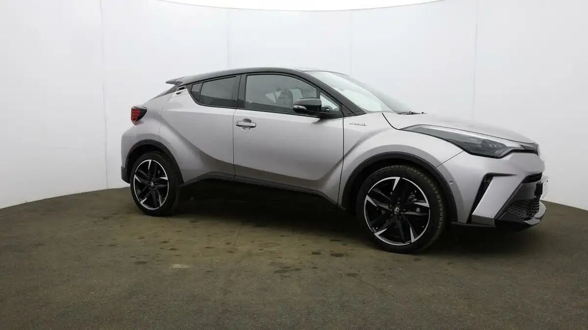 2021-toyota-c-hr-18-vvt-i-gr-sport-big-47