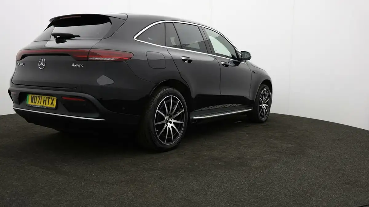 2022-mercedes-benz-eqc-e-eqc-400-amg-line-big-76