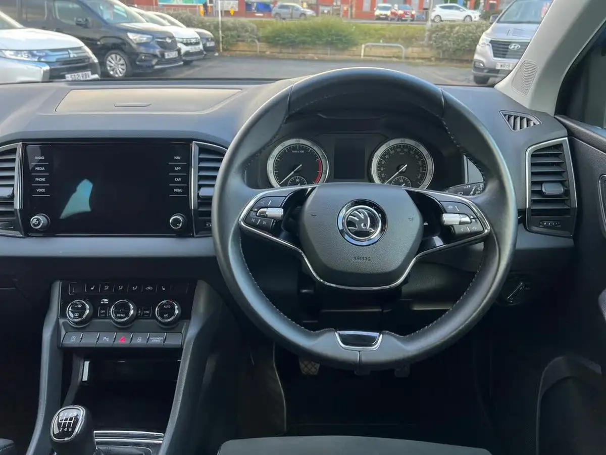 2022-skoda-karoq-10-tsi-se-l-big-14