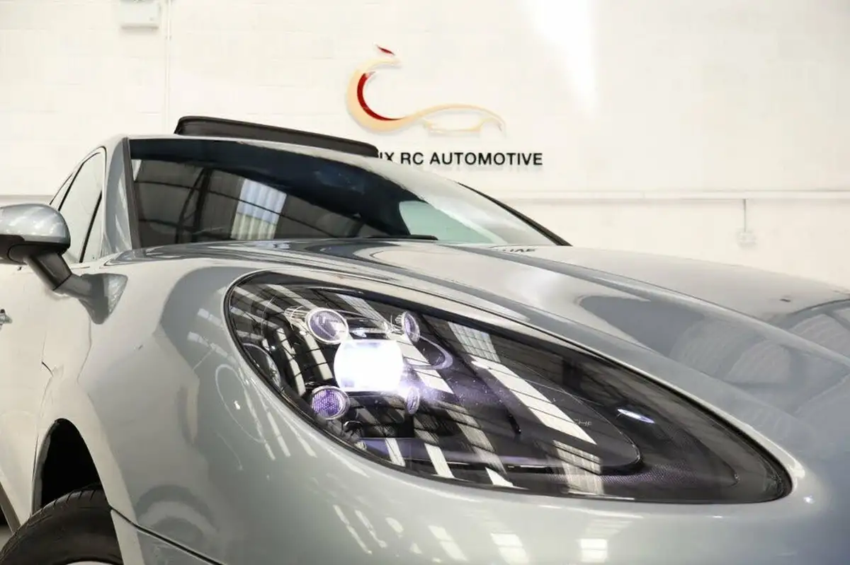 2019-porsche-macan-30-v6-s-big-1