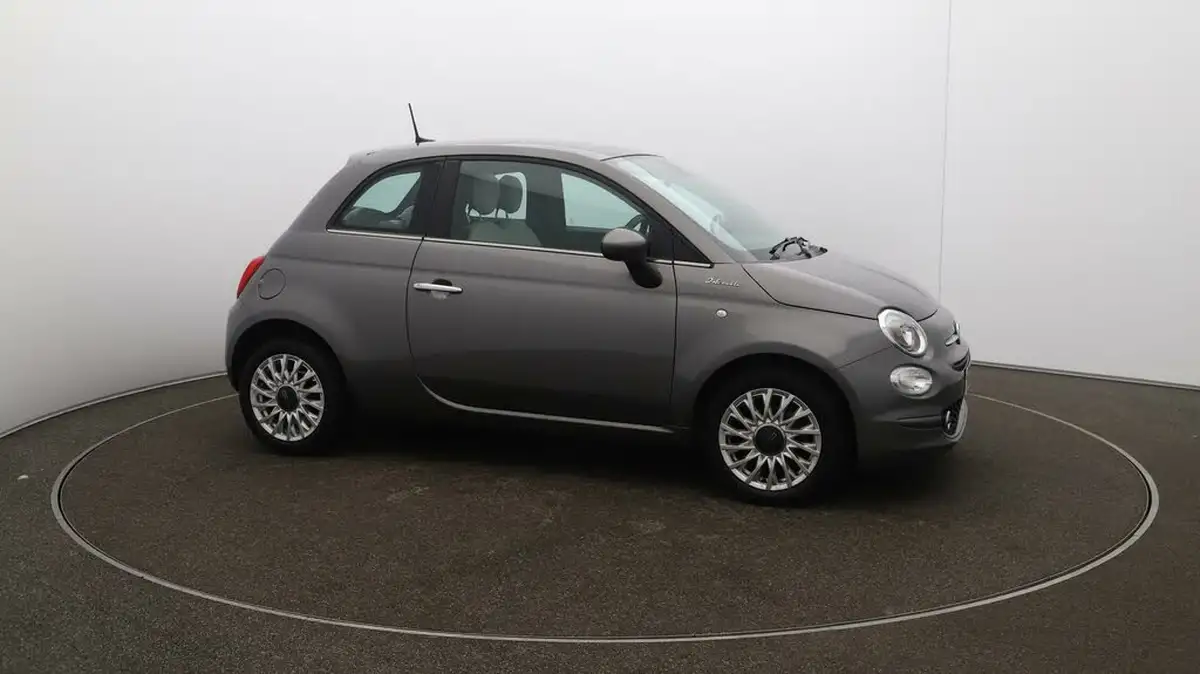 2022-fiat-500-10-dolcevita-big-38