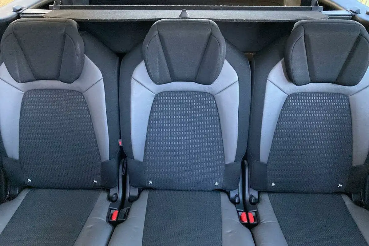2016-citroen-grand-c4-picasso-16bluehdi-exclusive-big-10