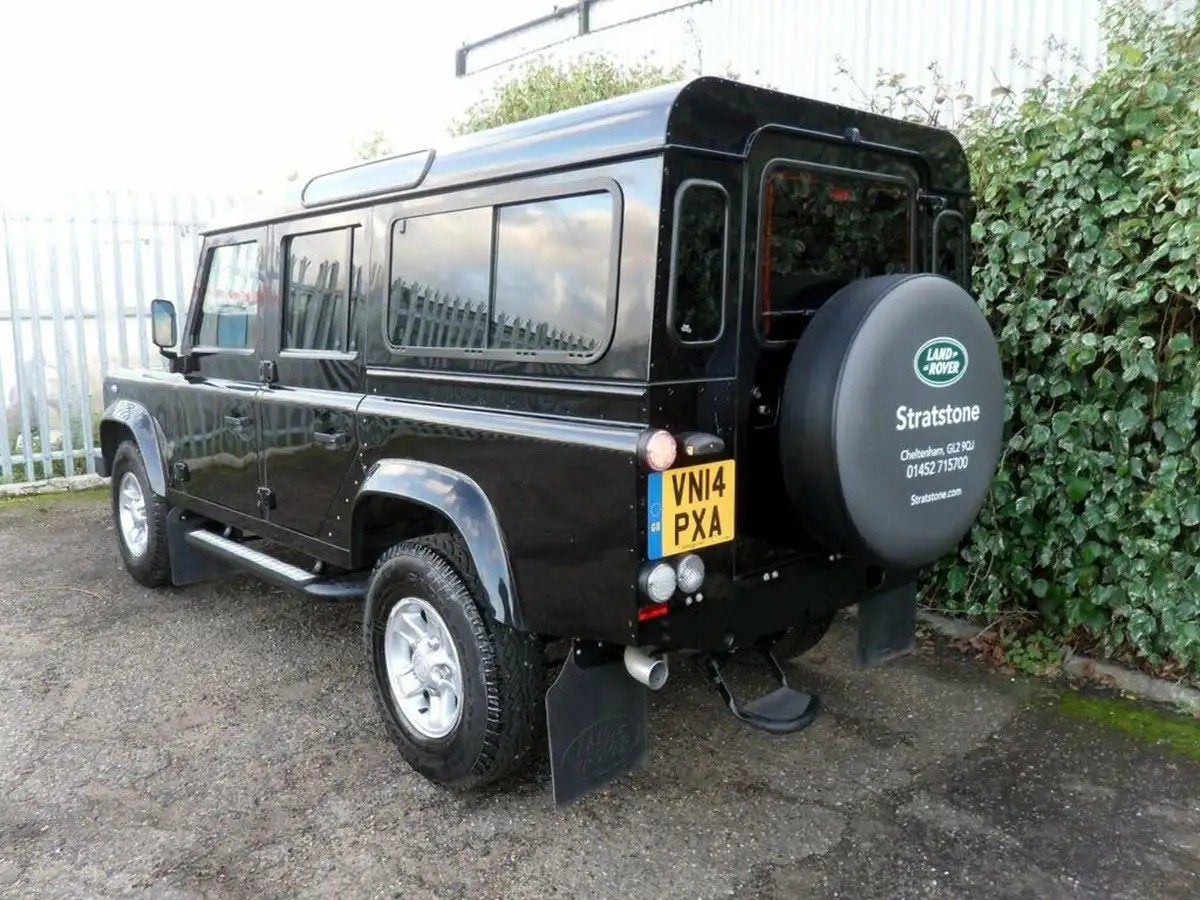 2014-land-rover-110-defender-22td-xs-station-wagon-5-drs-big-14