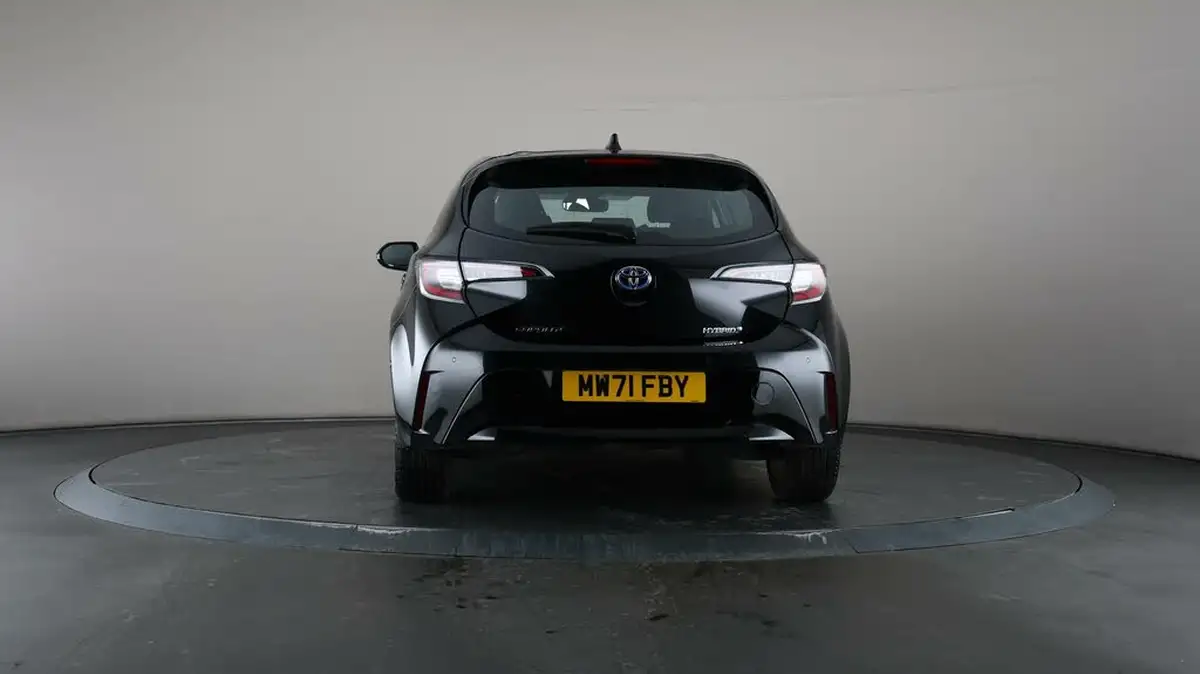 2022-toyota-corolla-18-vvt-i-icon-tech-trk-hatchback-5d-big-27