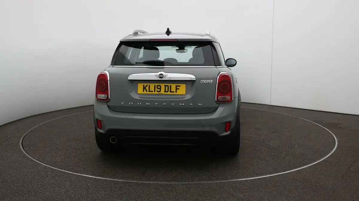 2019-mini-countryman-15-cooper-exclusive-big-6