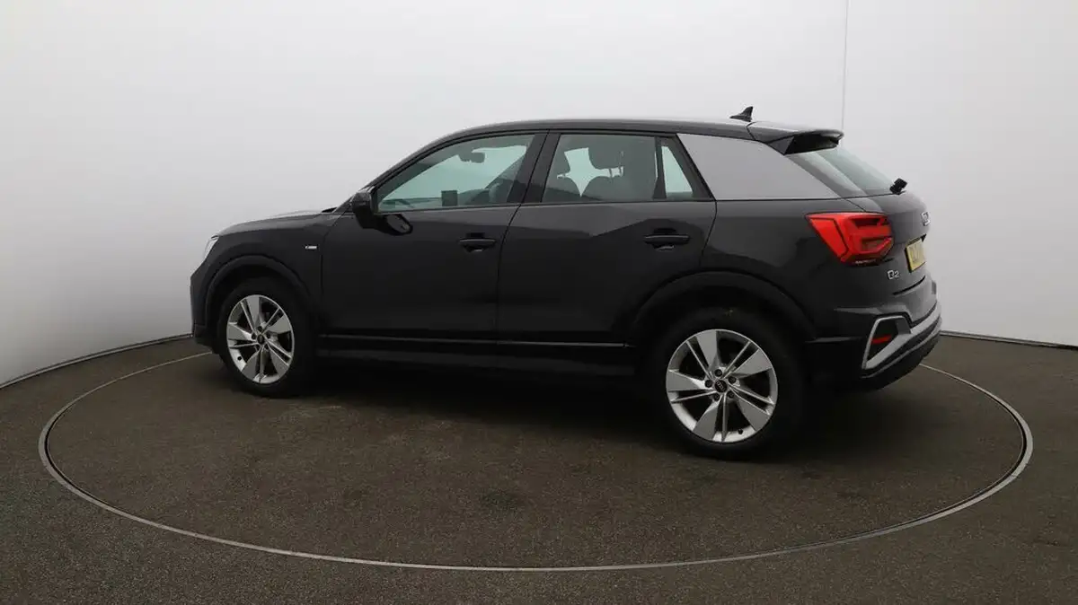 2021-audi-q2-15-35-tfsi-s-line-tronic-big-37