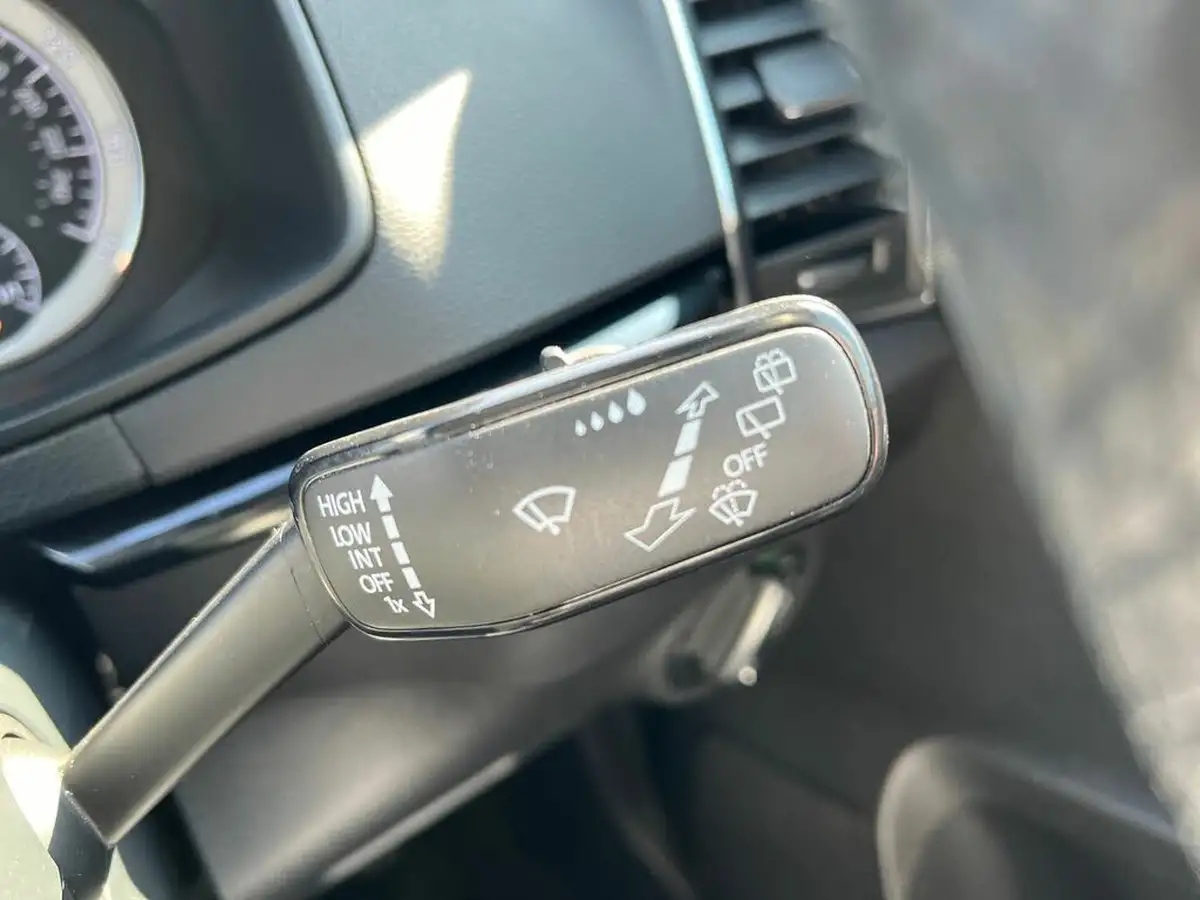2019-skoda-karoq-15-tsi-se-l-big-50