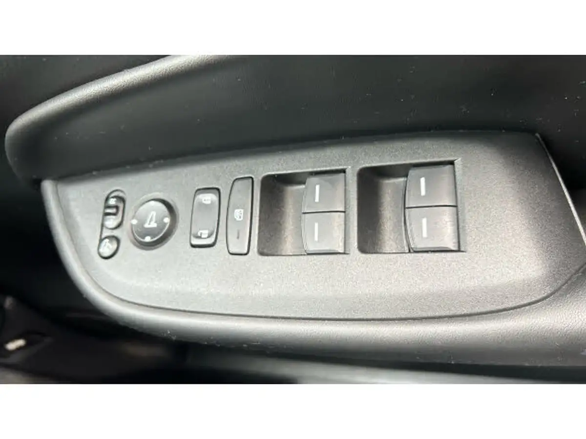 2023-honda-jazz-15-i-mmd-advance-big-21