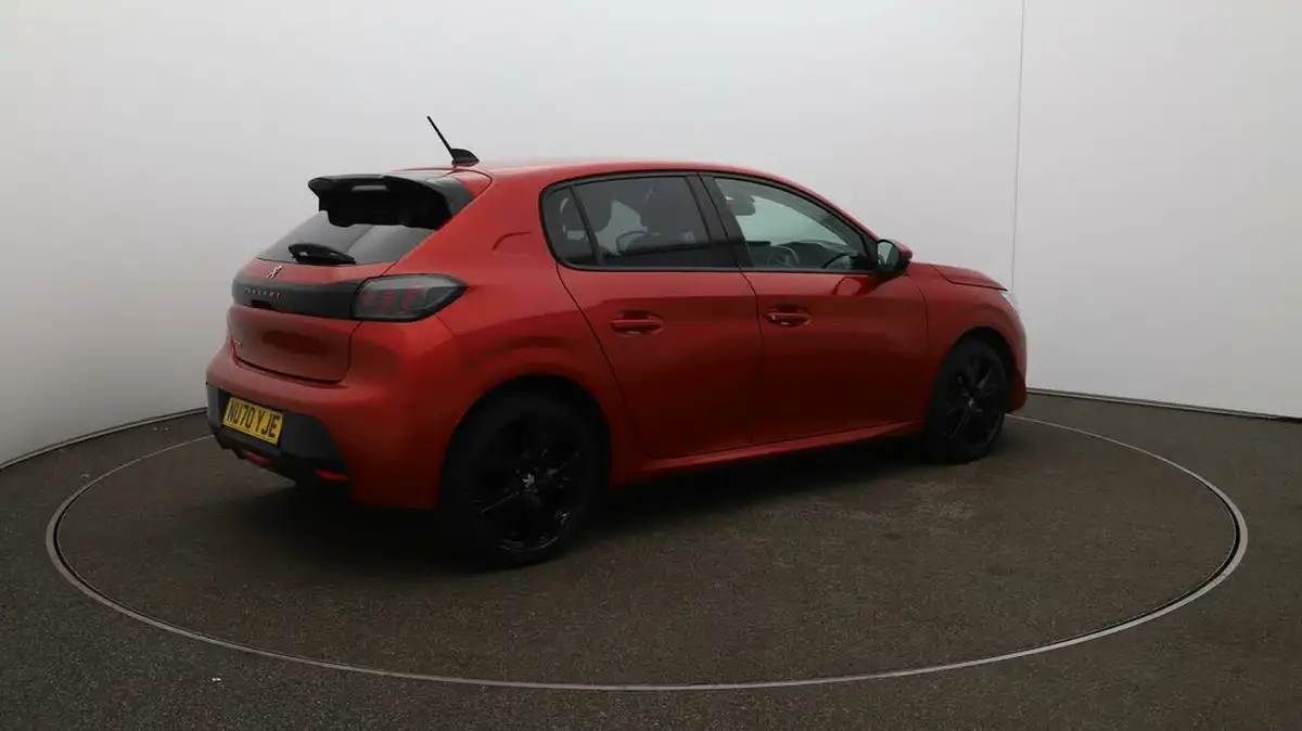 2020-peugeot-208-12-puretech-allure-100bhp-eat8-big-44