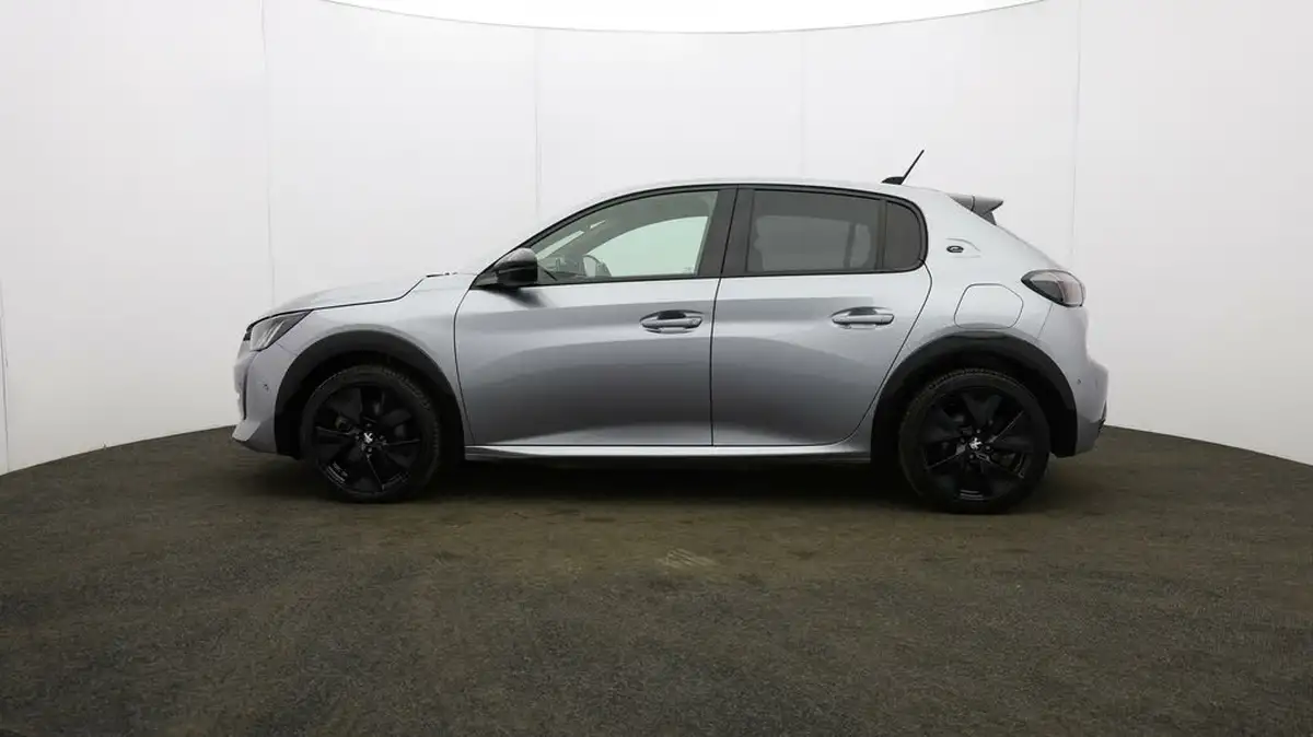 2021-peugeot-208-e-gt-premium-big-62