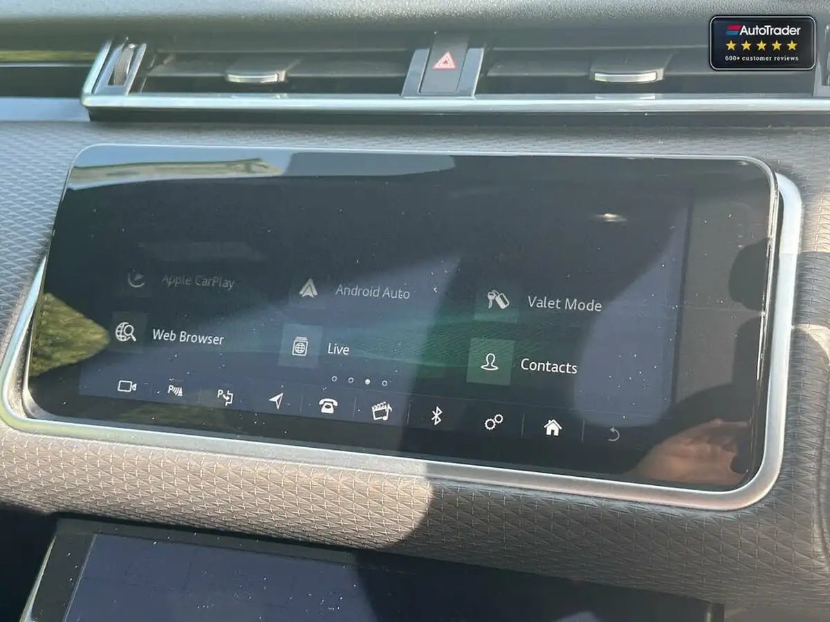 2020-land-rover-range-rover-velar-20-d240-r-dynamic-se-big-15