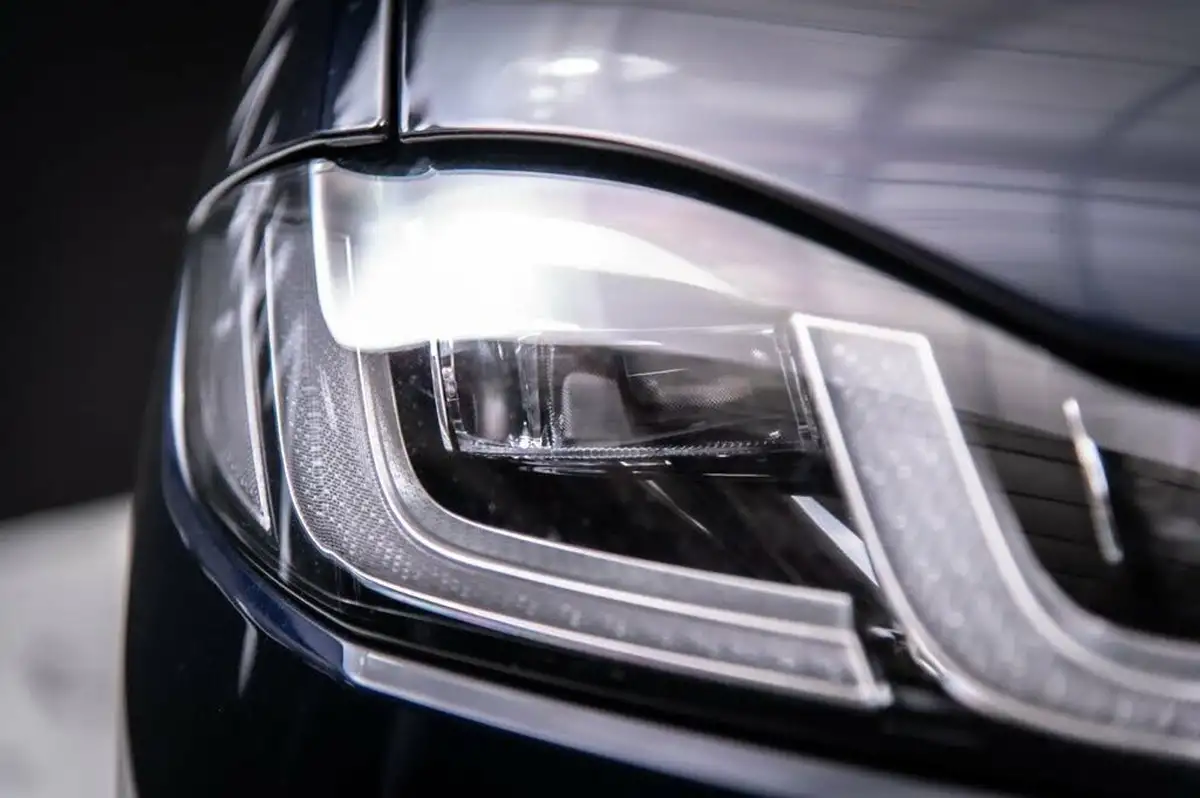2022-jaguar-f-pace-20-d200-r-dynamic-black-big-42