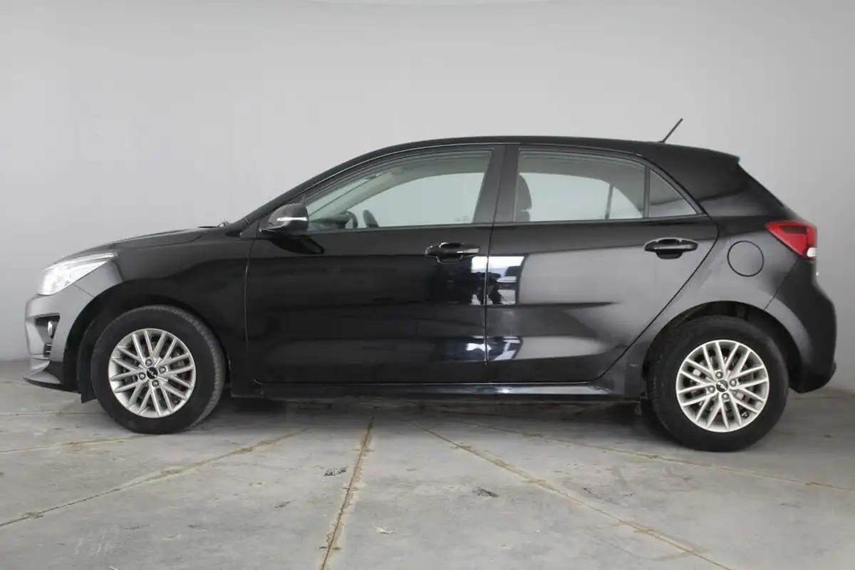 2023-kia-rio-10-t-gdi-2-big-4