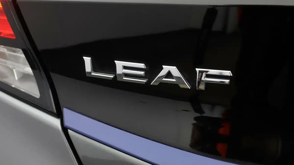2021-nissan-leaf-e-n-connecta-big-19