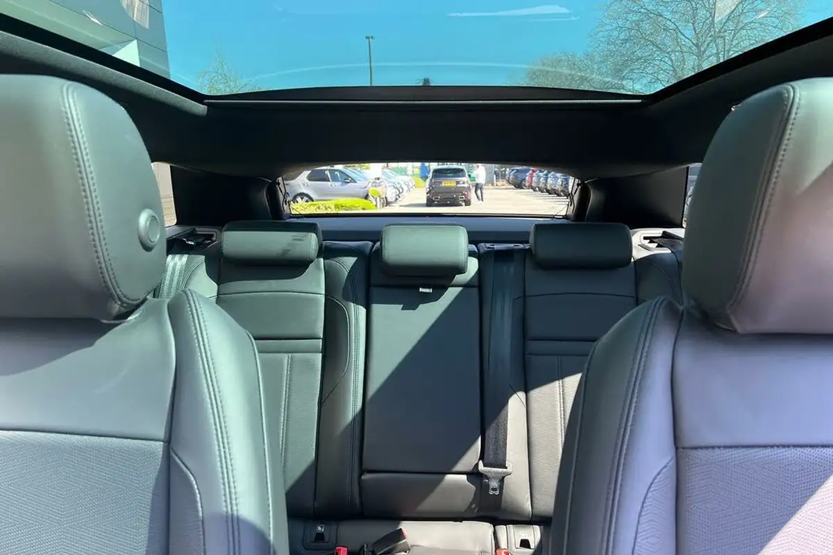 2024-land-rover-range-rover-evoque-20-d200-dynamic-hse-big-34