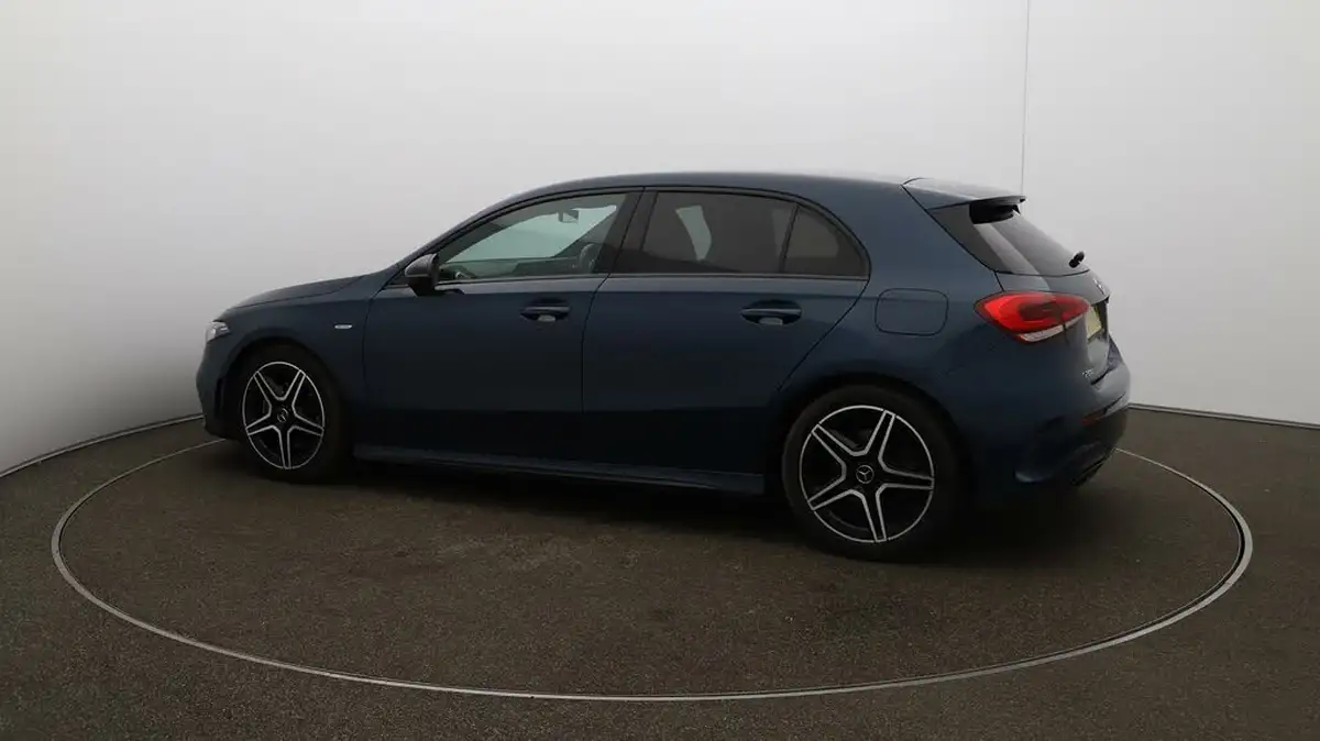 2022-mercedes-benz-a-class-13-a200-amg-line-executive-edition-hatchback-5d-7g-dct-big-39