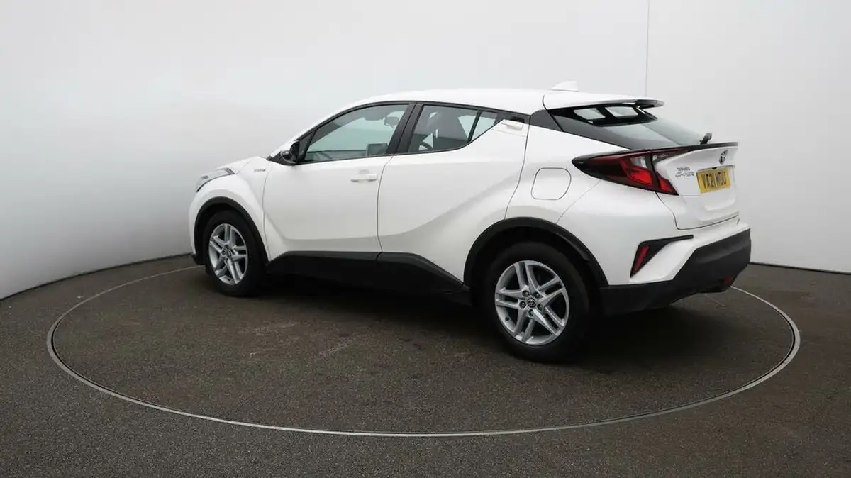 2021-toyota-c-hr-18-vvt-i-icon-big-35