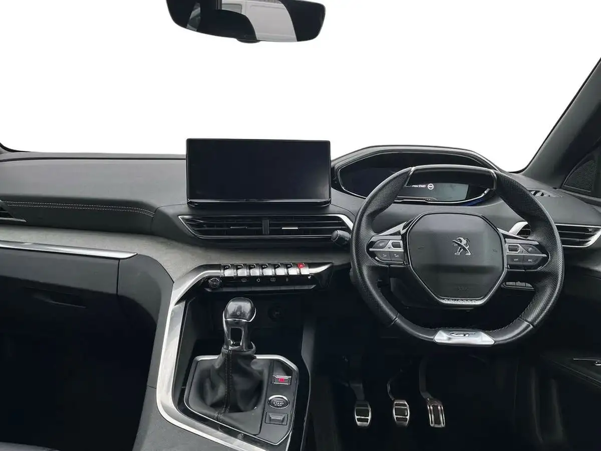 2021-peugeot-3008-suv-12-puretech-gt-big-5