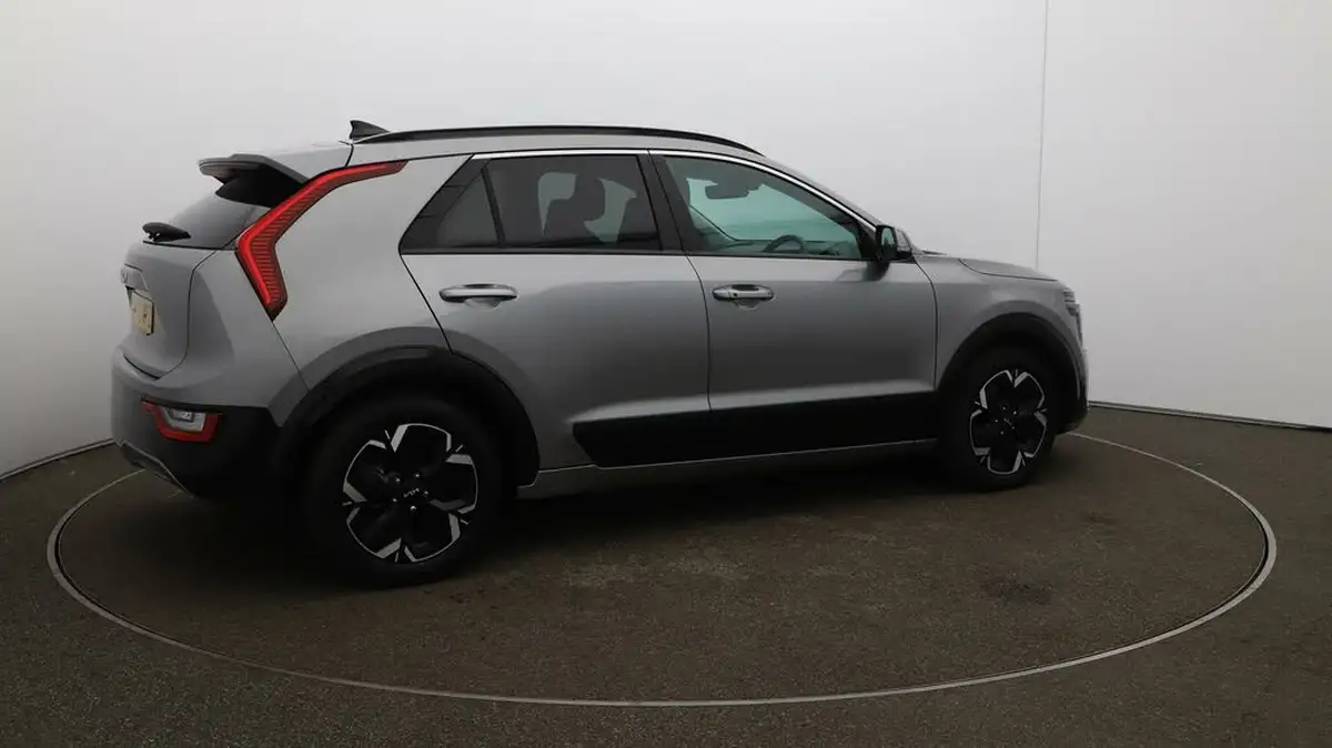 2023-kia-niro-ev-e-4-heat-pump-big-45
