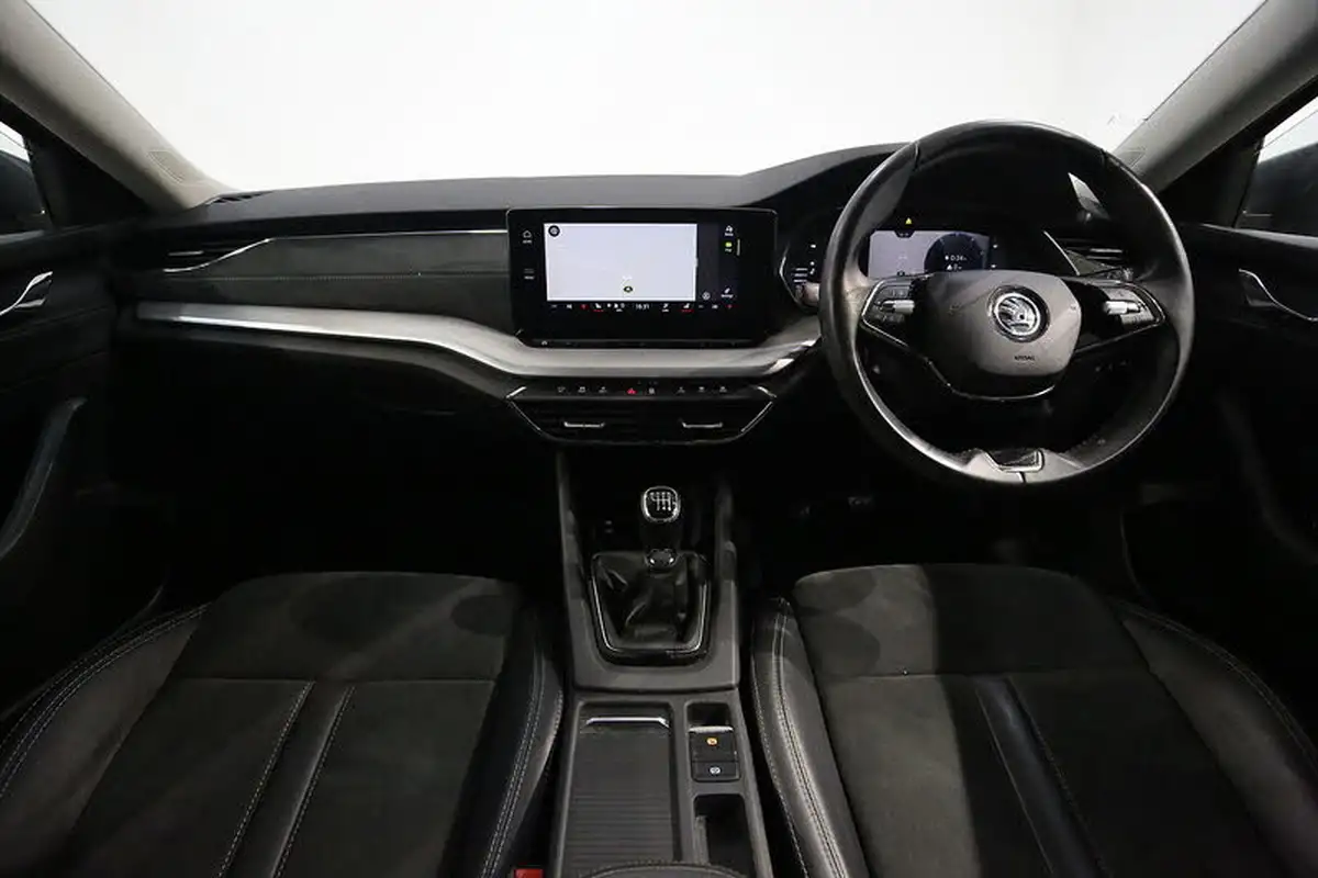 2022-skoda-octavia-15-tsi-se-l-estate-big-1