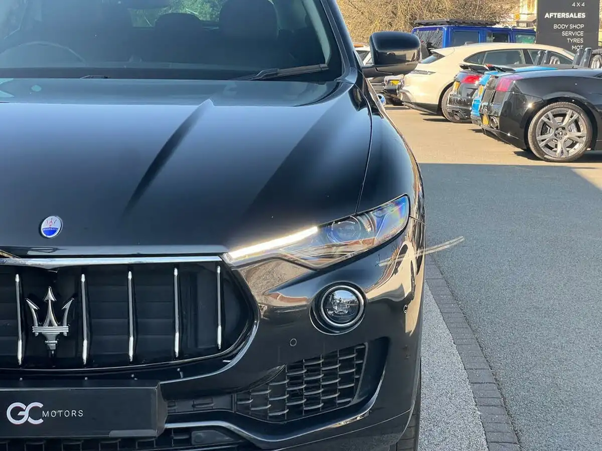2017-maserati-levante-30td-awd-big-68