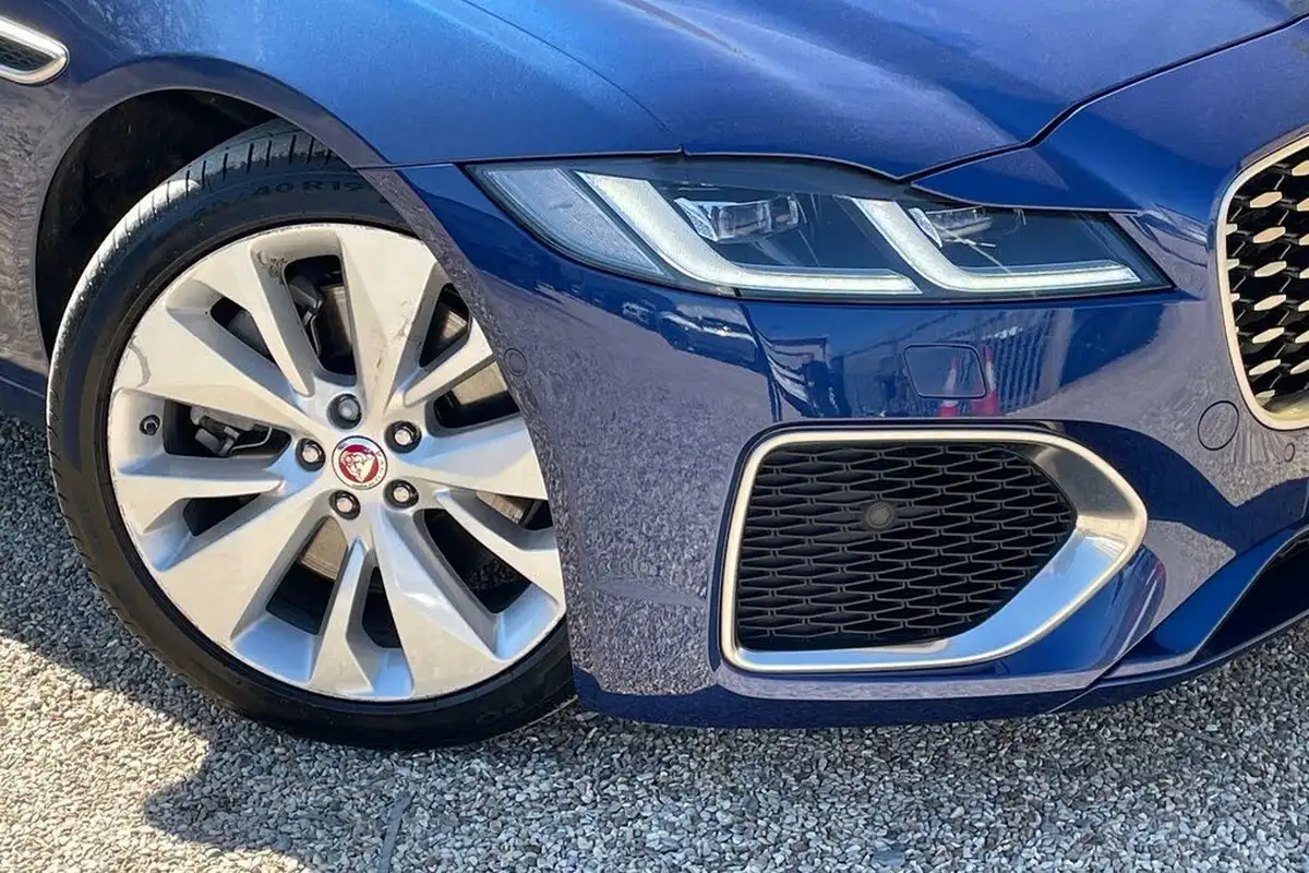 2021-jaguar-xf-20-p250-s-big-5