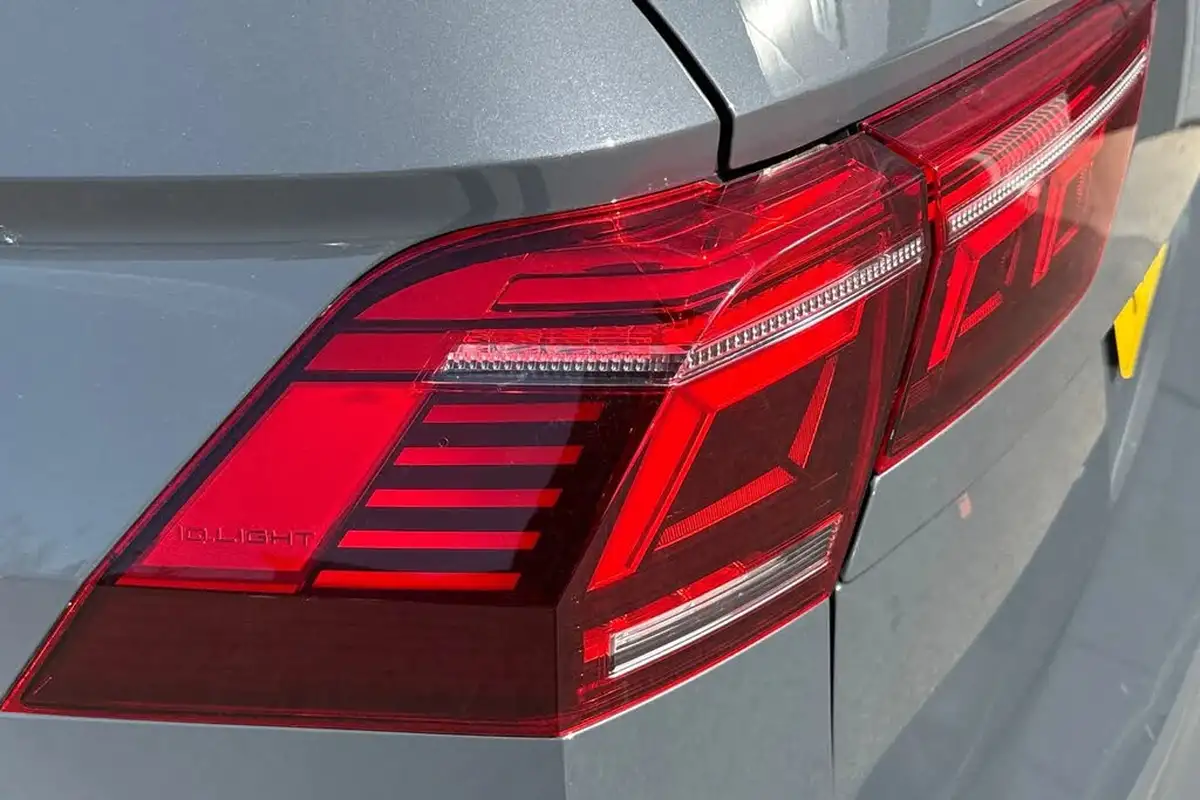 2022-volkswagen-tiguan-15-tsi-elegance-big-40