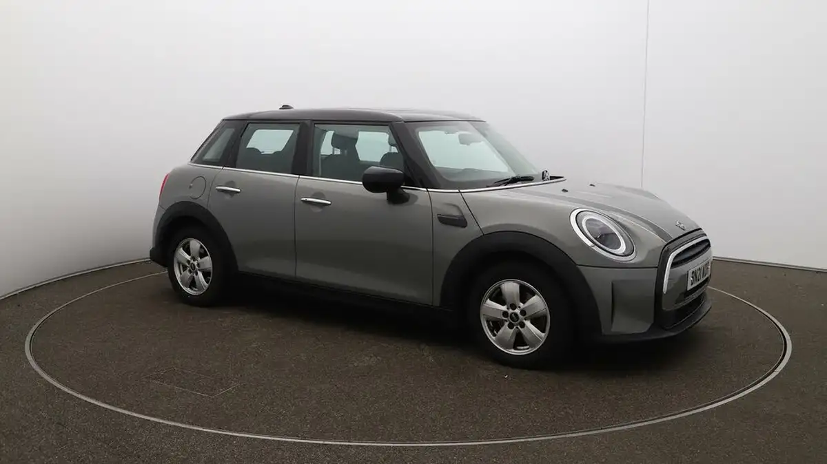 2021-mini-cooper-15-cooper-classic-hatchback-5d-big-37