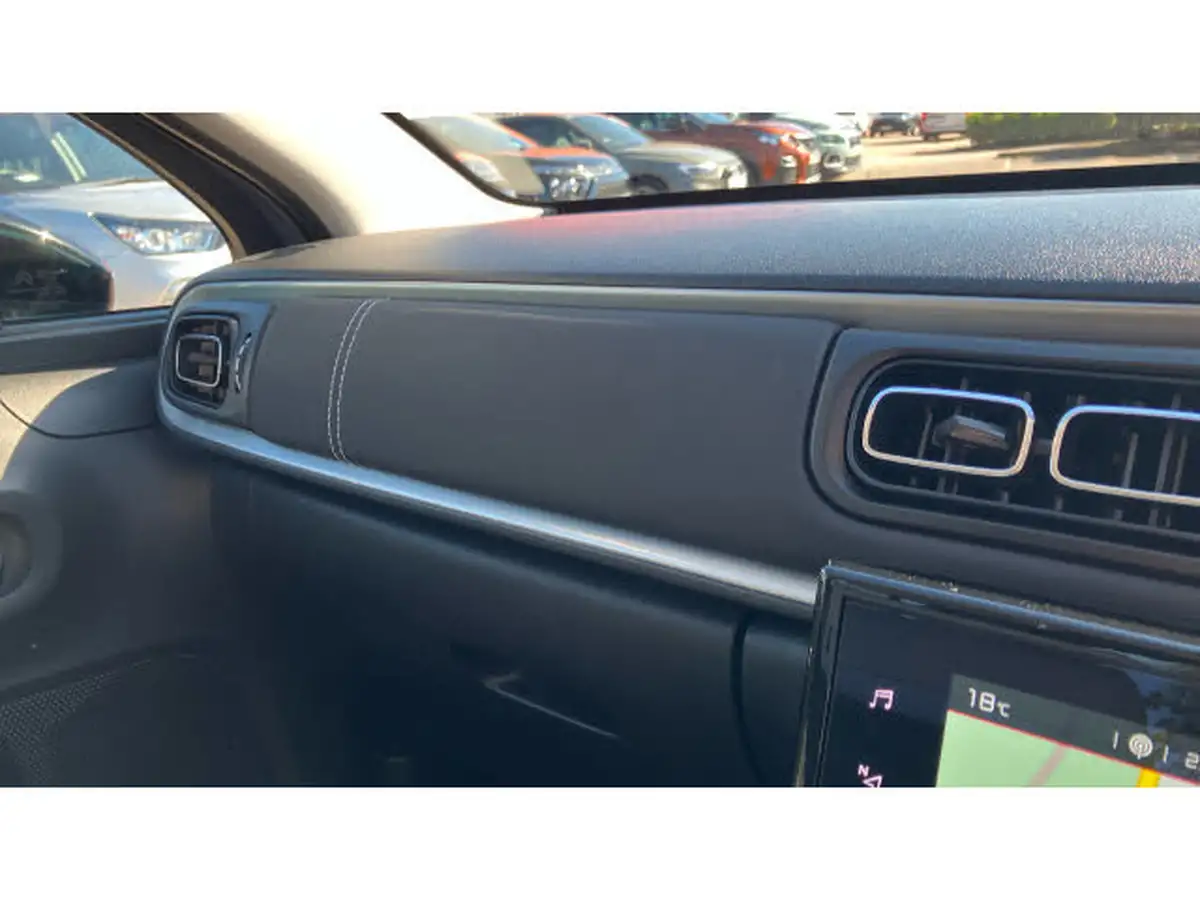 2022-citroen-c3-12-puretech-saint-james-83ps-big-21
