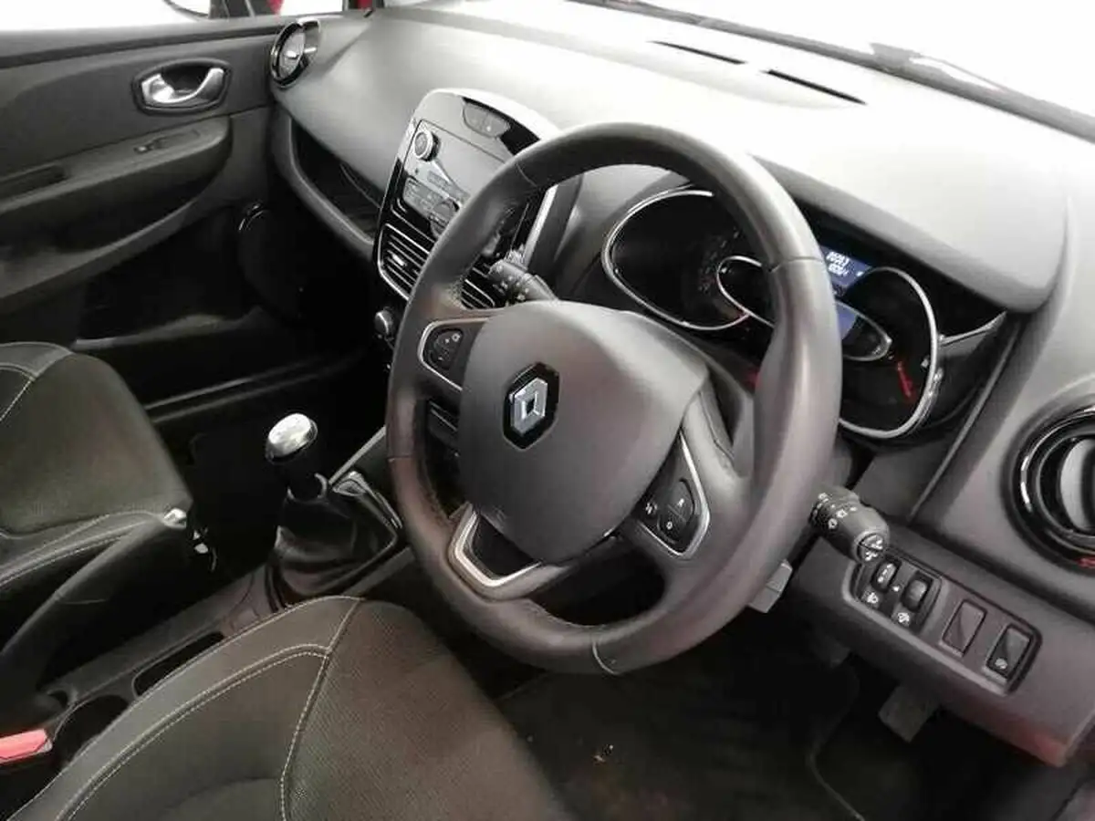 2018-renault-clio-09-tce-play-75ps-big-9