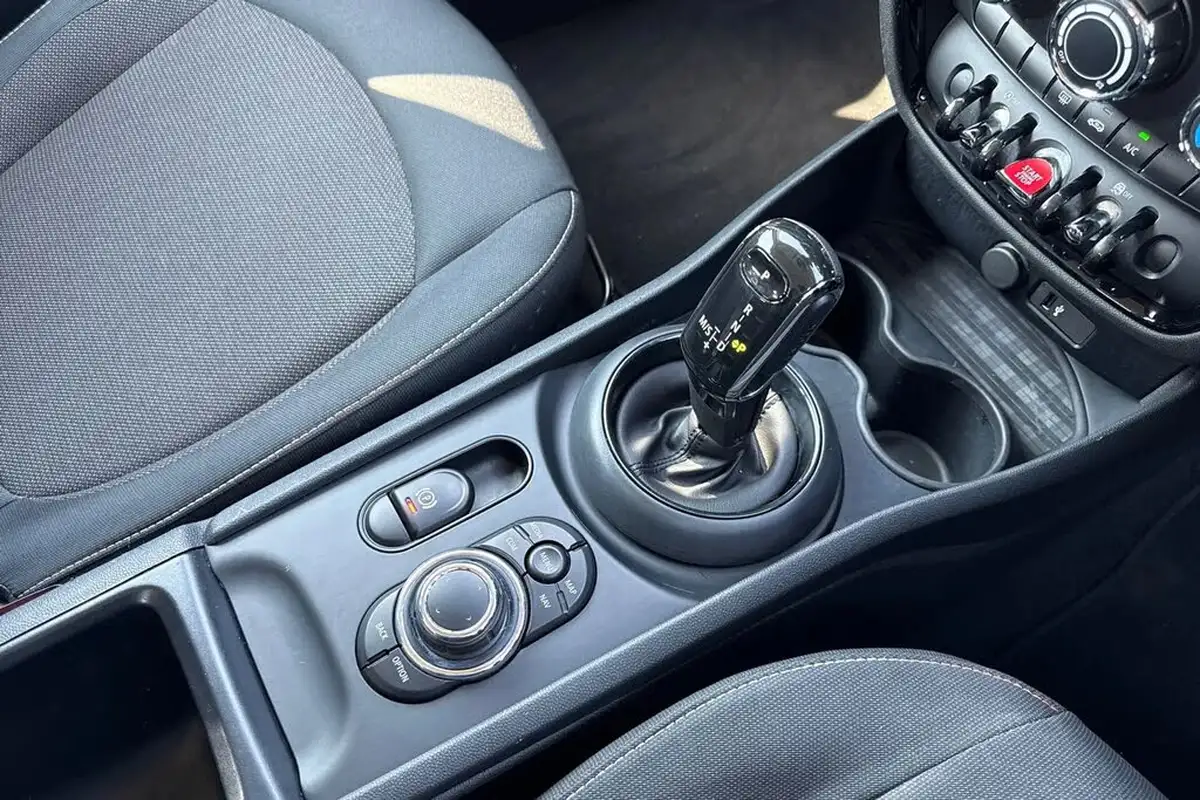 2021-mini-clubman-15-cooper-classic-auto-big-55