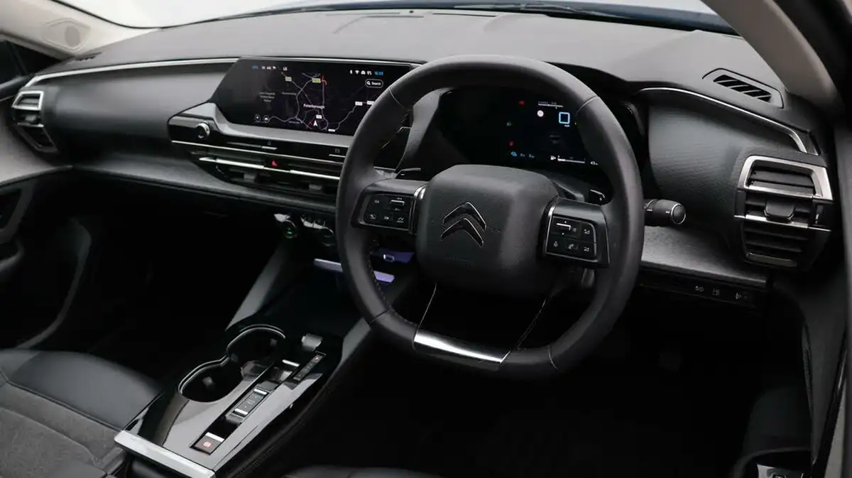 2023-citroen-c5-x-16-puretech-sense-plus-big-9