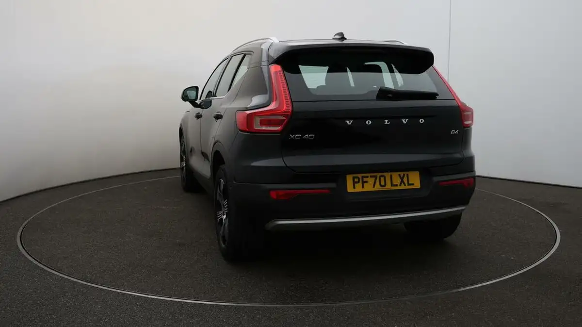 2021-volvo-xc40-20-b4-inscription-197bhp-geartronic-big-54