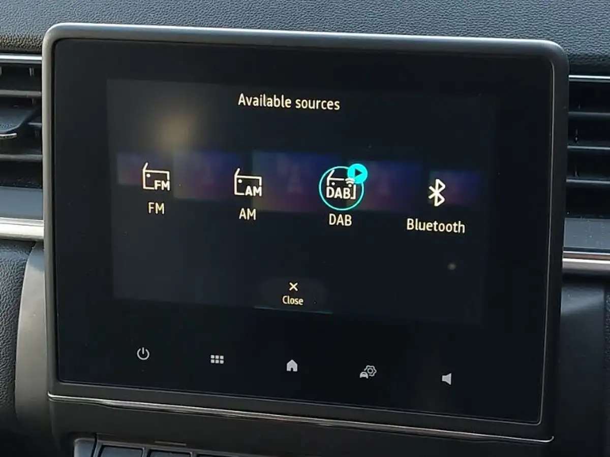 2024-renault-captur-10-tce-techno-big-12
