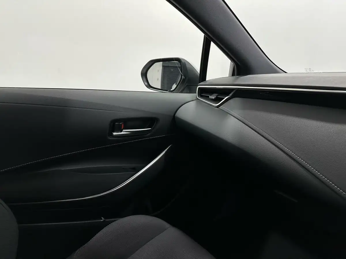 2021-toyota-corolla-20-vvt-i-icon-tech-touring-sports-big-23
