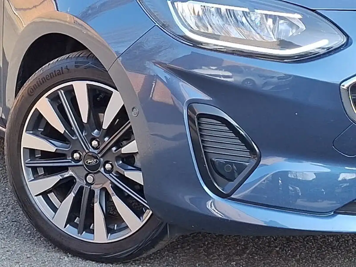 2022-ford-fiesta-10t-titanium-x-125ps-hybrid-mhev-big-8