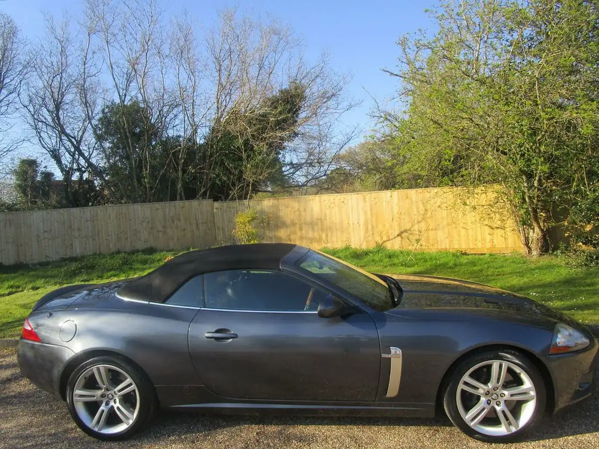 2007-jaguar-xkr-42-convertible-big-2