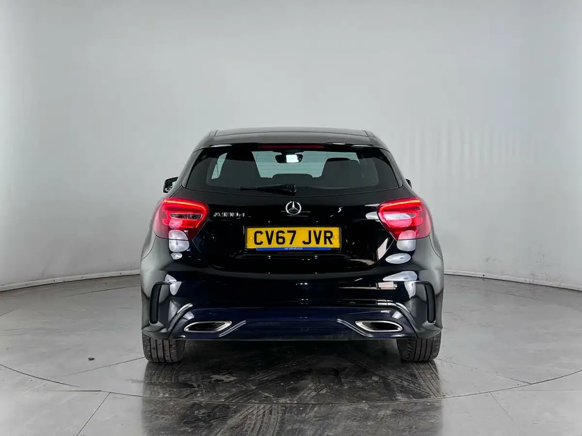 2017-mercedes-benz-a-class-15d-a180d-amg-line-ss-big-6